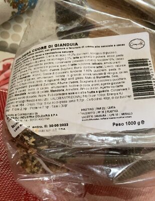 Colomba cuore di gianduia front packaging
