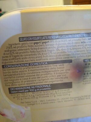 Gelato yogurt variegato frutti di Bosco nutrition facts table