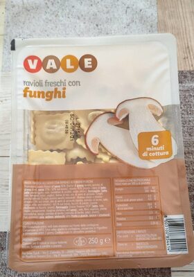 Ravioli freschi con funghi