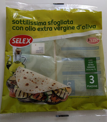 piadina sottilissima sfogliata con olio extra vergine d'oliva