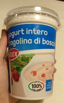 Yogurt intero fragolina di bosco front packaging
