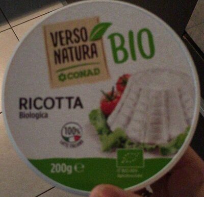 Ricotta biologica front packaging