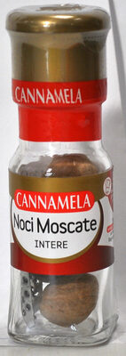 Noci moscate intere pezzi