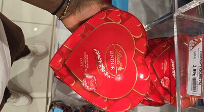 Lindor front packaging