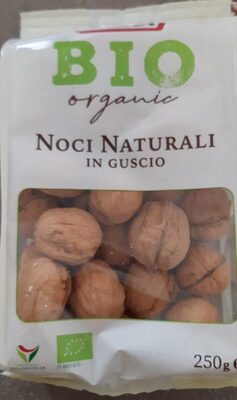 Noci naturali in guscio bio