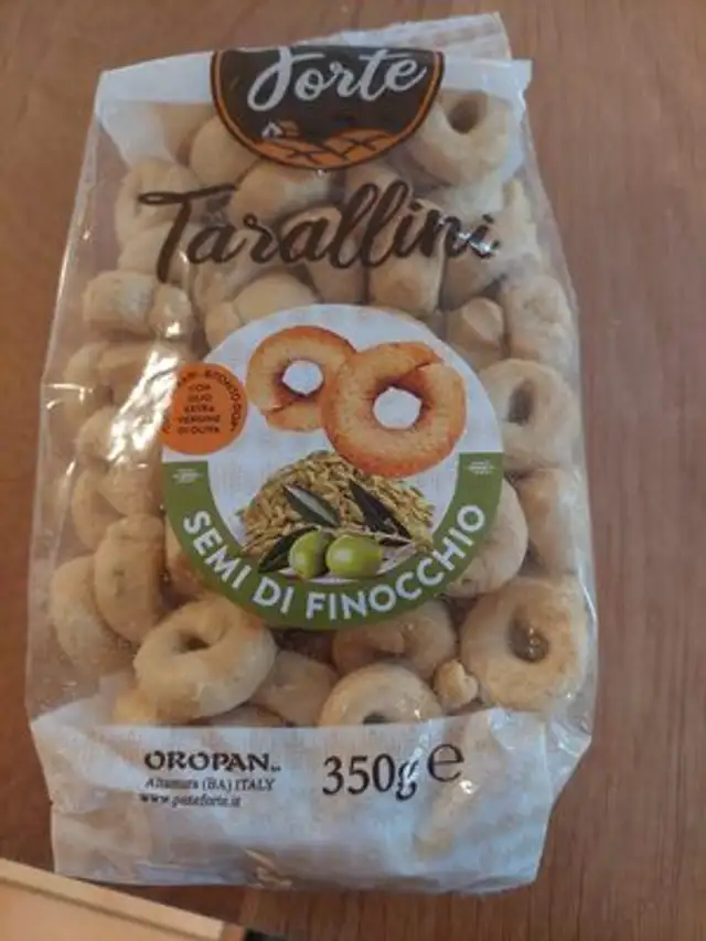 Tarallini ai semi di Finocchio front packaging