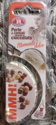 Perle di cereali ricoperti di cioccolato