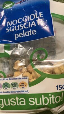 Nocciole sguaciate pelate