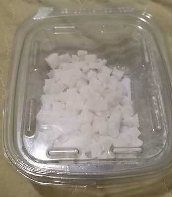 Cocco disidratato zuccherato a cubetti