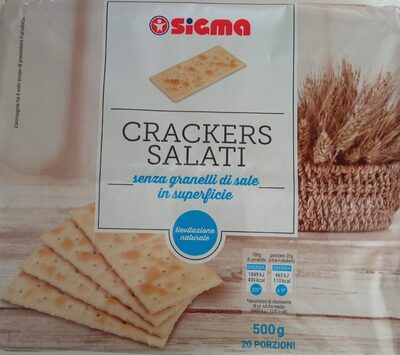 Crackers salati senza granelli di sale in superficie
