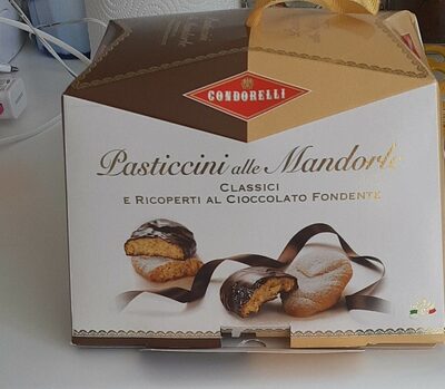Pasticcini alle mandorle
