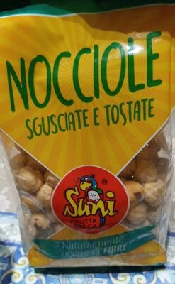 Nocciole sgusciate e tostate