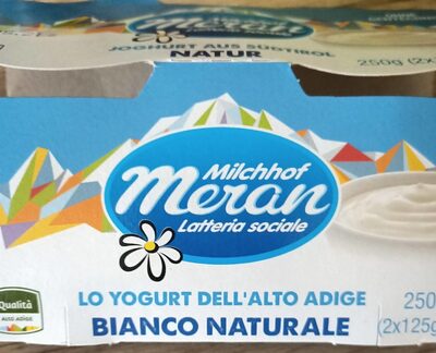 Yogurt bianco naturale front packaging