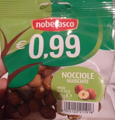 Nocciole sgusciate