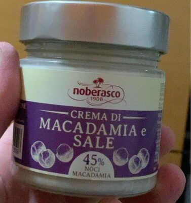 Crema di macamadia e sale