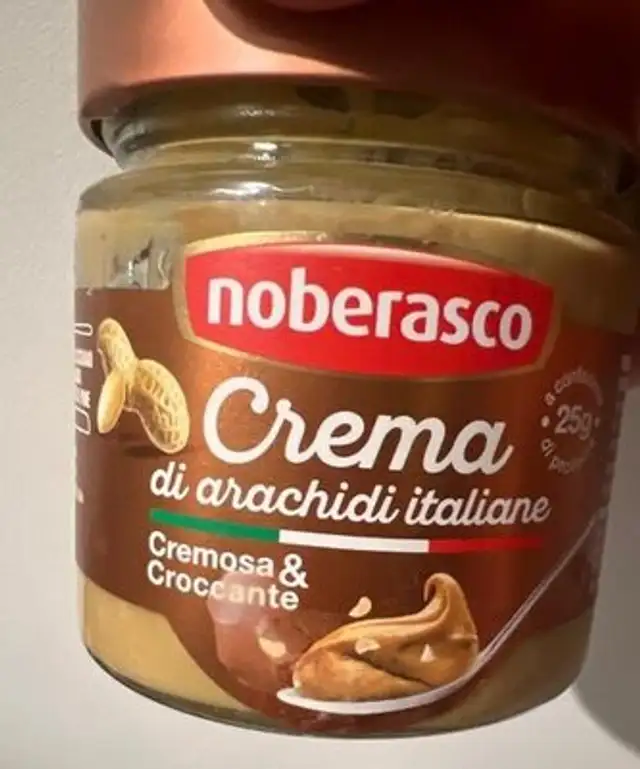 Crema di arachidi italiane front packaging