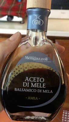 Aceto di mele front packaging