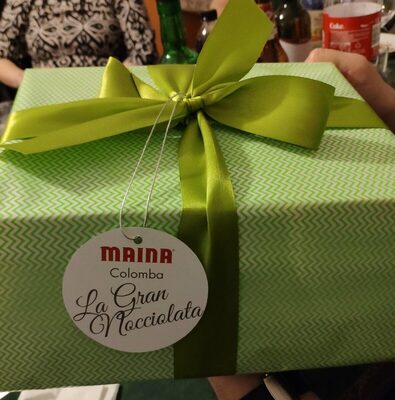 Colomba gran nocciolata