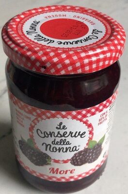 Le conserve della nonna alla mora