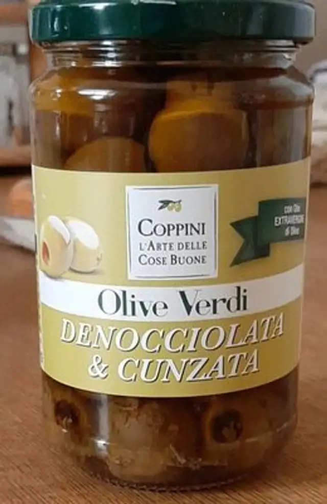 Olive verdi front packaging