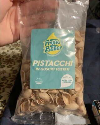 pistacchi in guscio tostati