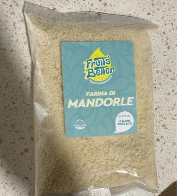 farina di mandorle