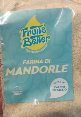 Farina di mandorle