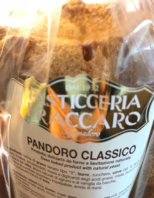 Pandoro Classico front packaging