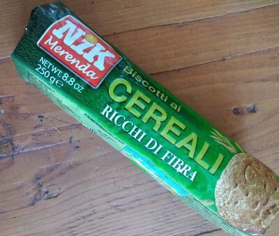 Biscotti ai cereali front packaging