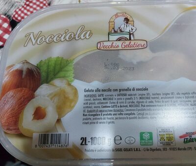 Gelato alla nocciola