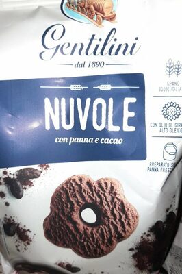 Nuvole con panna e cacao
