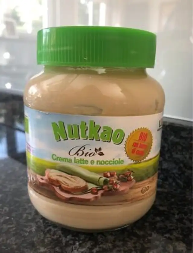 Nutkao (Crema latte e nocciole) front packaging
