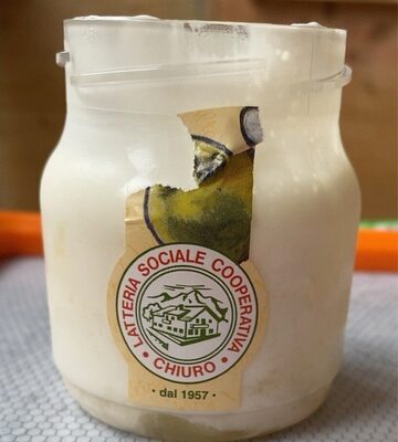 Yogurt valtellina front packaging