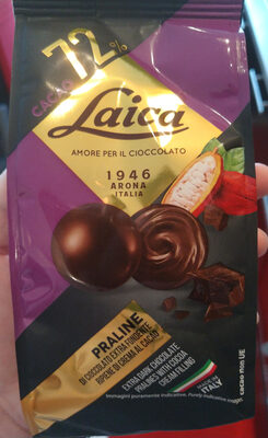 Praline di cioccolato extra fondente ripiene di crema al cacao