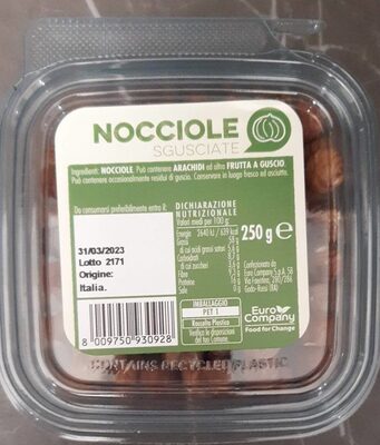 Nocciole sgusciate