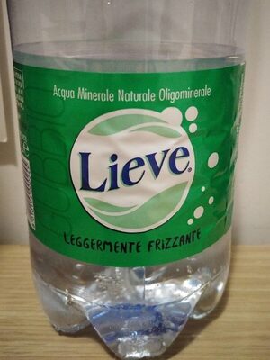 Acqua lieve leggermente frizzante