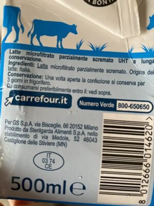 LATTE UHT parzoalmente scremato nutrition facts table