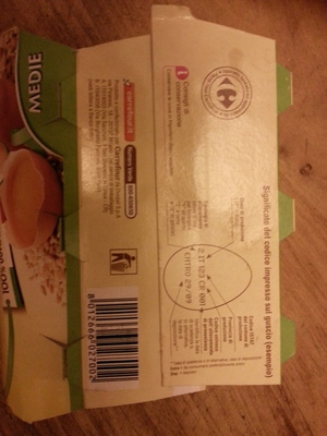 Uova fresche da galline allevate a terra categoria a medie