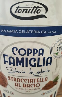 Шоколад със страчатела и шоколад