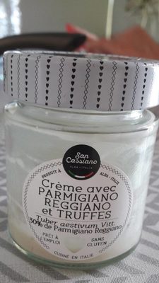 Crème avec PARMIGGIANO et TRUFFES