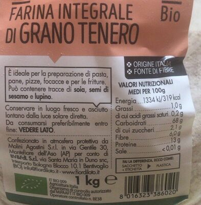 Farina integrale front packaging