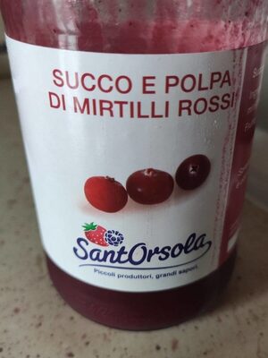 Succo e polpa di mirtilli rossi