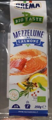 Mezzalune al salmone
