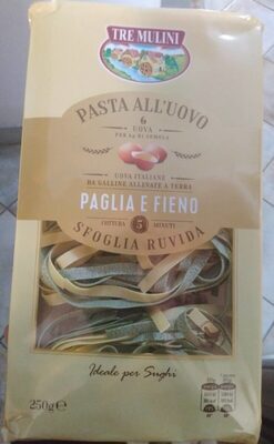 Pasta all'uovo paglia e fieno