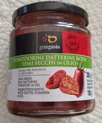 Pomodorini datterini rossi semi secchi in olio