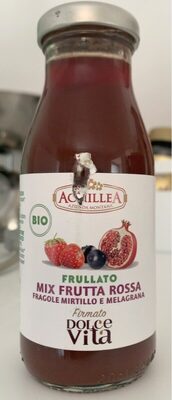 Frullato mix frutta fragole mirtillo melagrana