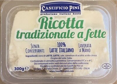 ricotta fresca a fette