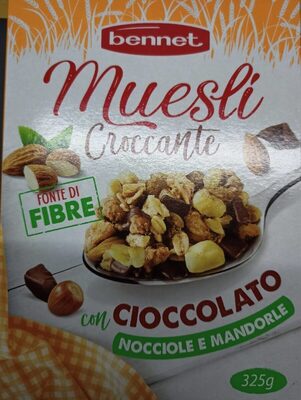 Muesli croccante con cioccolato e nocciole