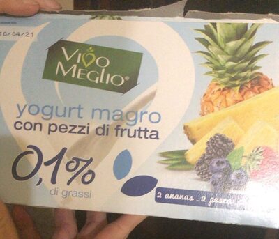 yoghurt magro con frutta a pezzi