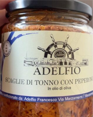 Scaglie di tonno con peperoncino in olio di oliva